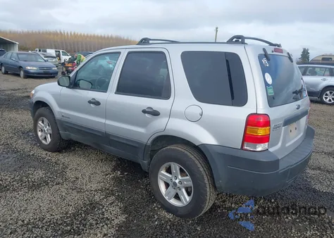 2005 Ford Escape Hybrid from USA, damaged, VIN 1FMCU95H15KD16826